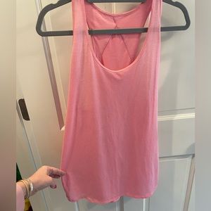 Lululemon lightweight pink tank